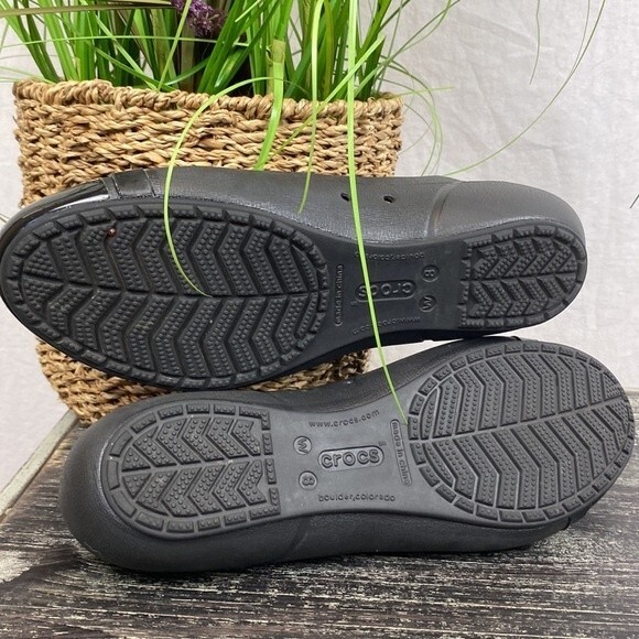 Crocs Black Ballet Flat Slip Slide On Shoes 8 - Picture 4 of 6